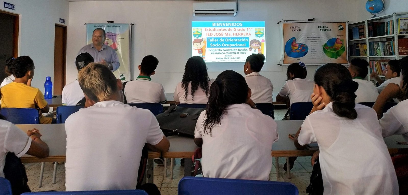 A propósito de nuestro día. Nosotros los Maestros.